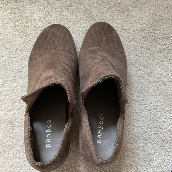 Wedge slip on shoe - Picture 3 of 4